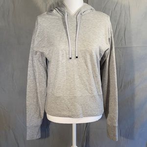 C4 Victoria Sports gray cropped hoodie size medium